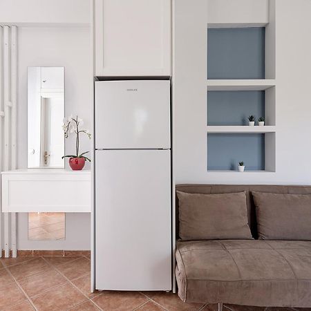 Elena Seafront Luxury Apartments Almirida Екстериор снимка