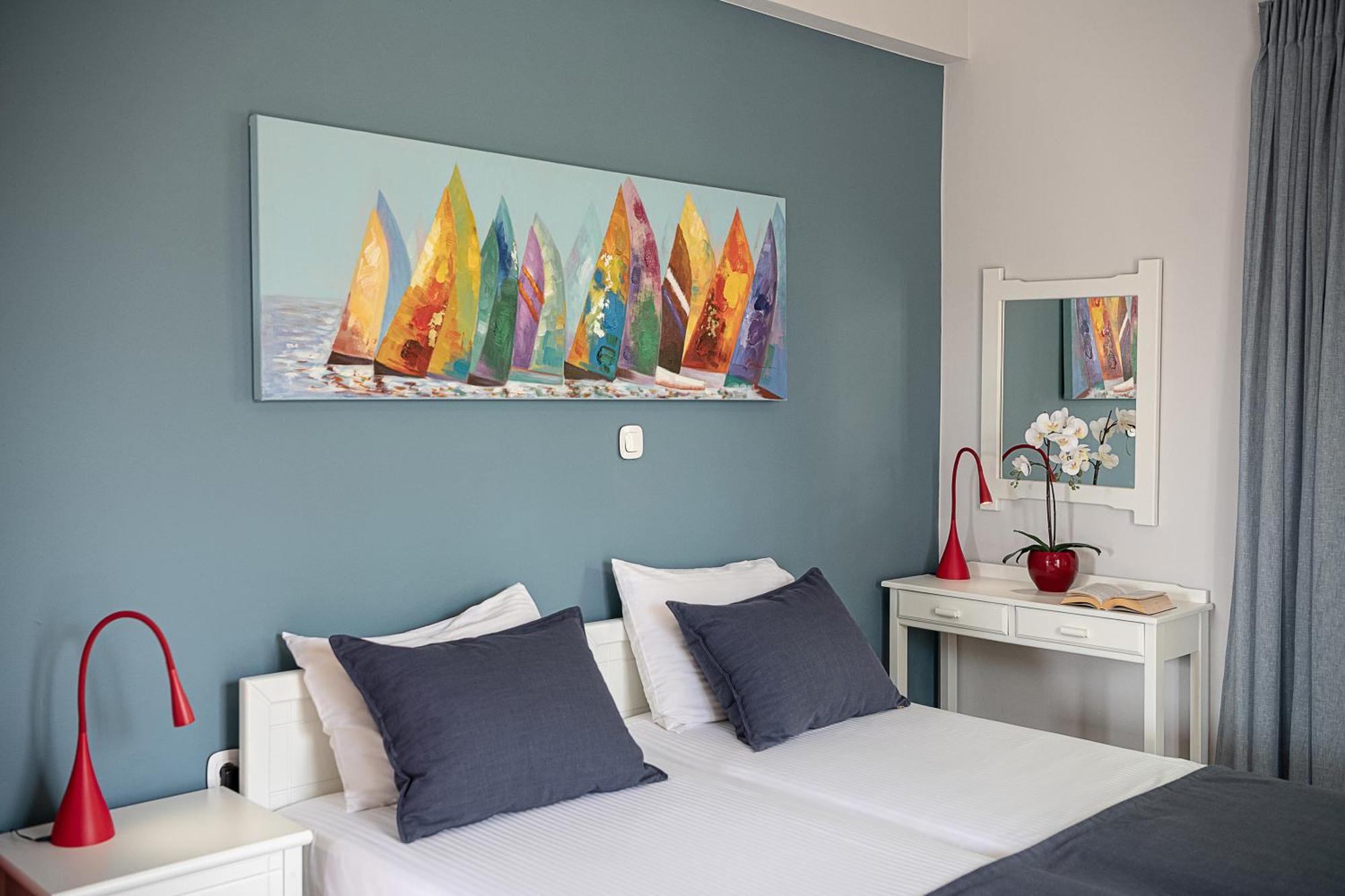 Elena Seafront Luxury Apartments Almirida Стая снимка