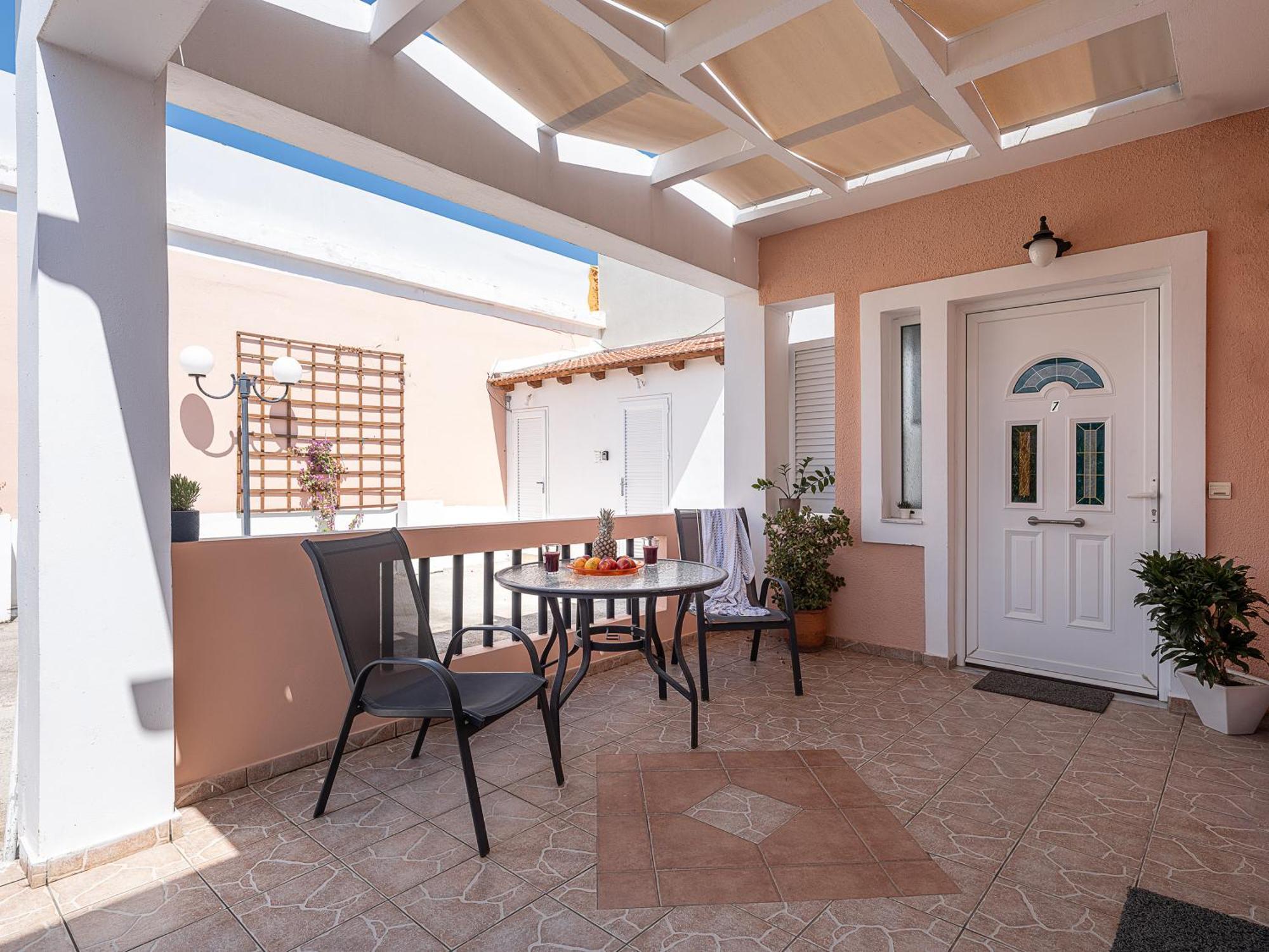 Elena Seafront Luxury Apartments Almirida Екстериор снимка