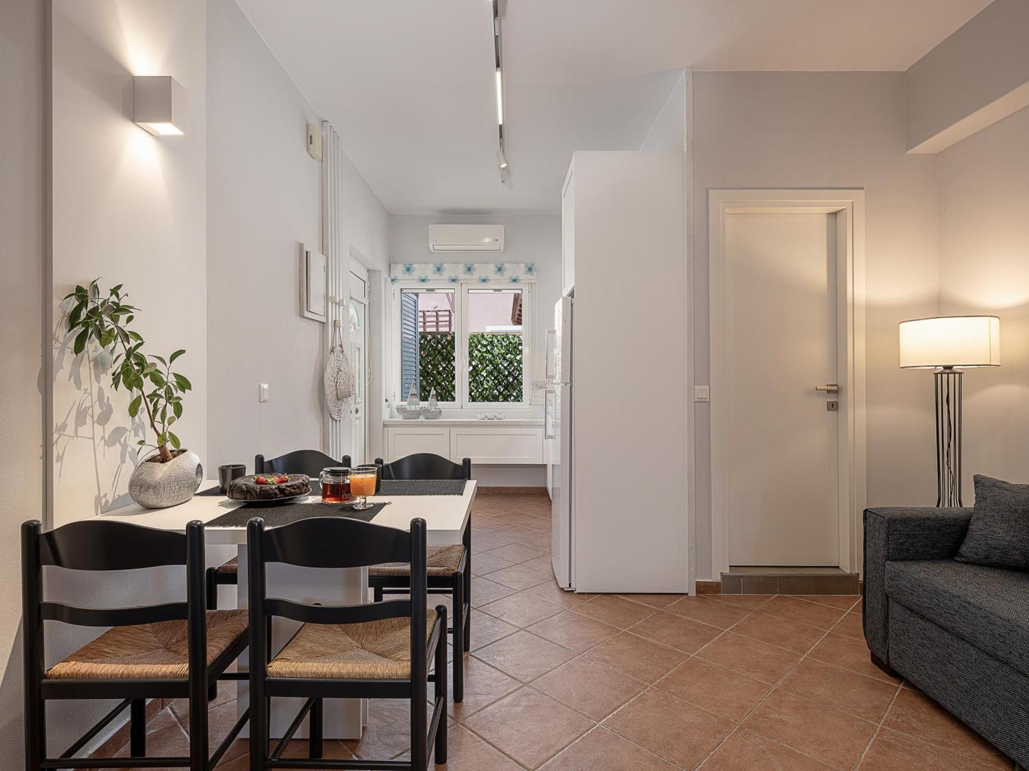 Elena Seafront Luxury Apartments Almirida Екстериор снимка