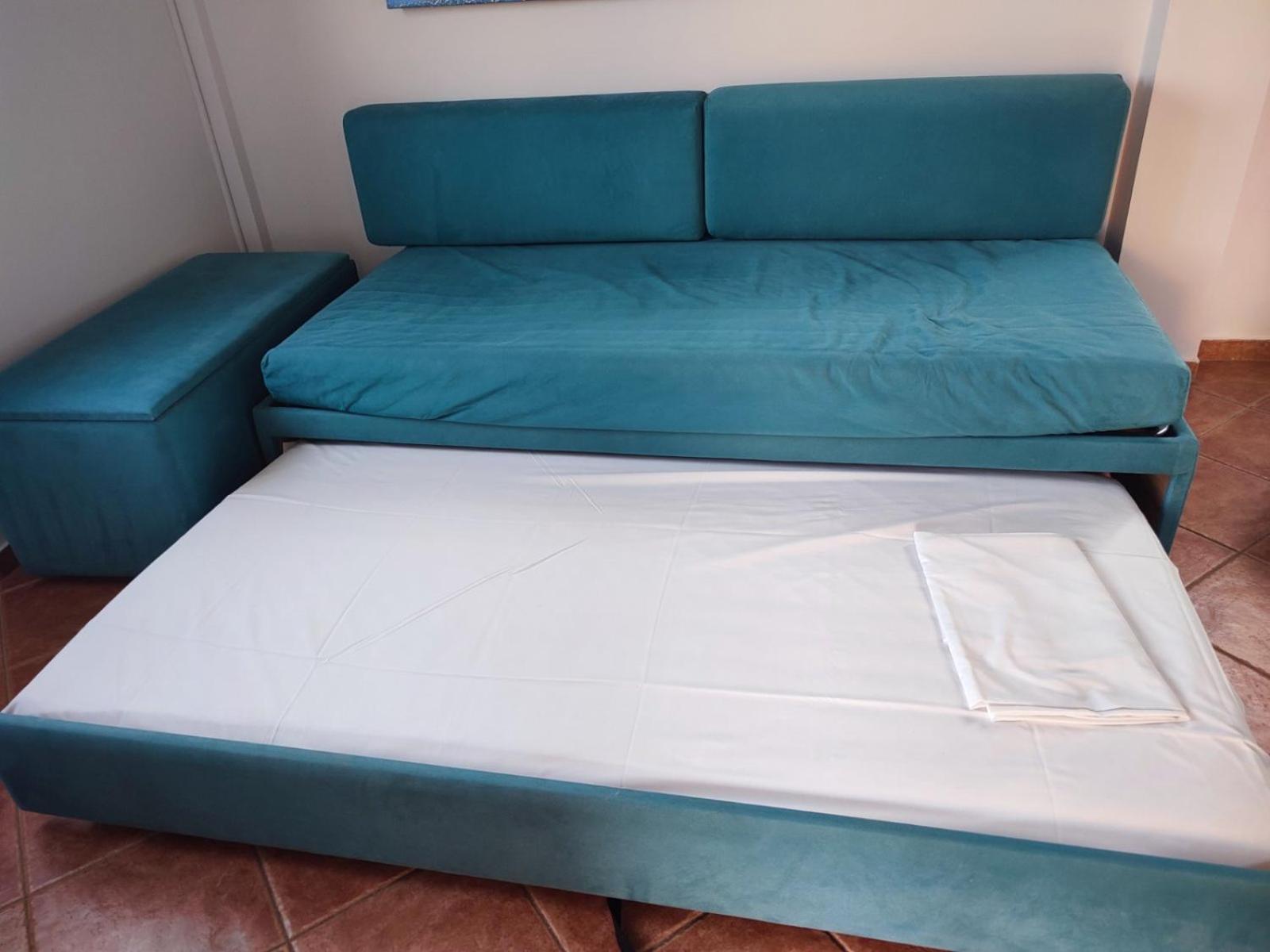 Elena Seafront Luxury Apartments Almirida Екстериор снимка